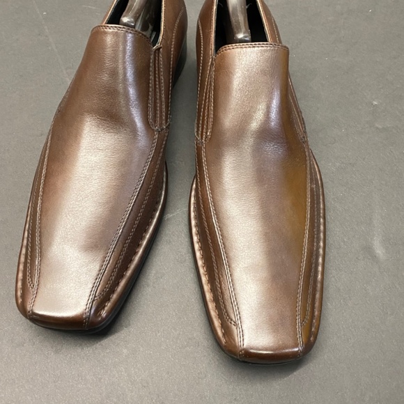 NWB Kenneth Cole “Ring N Run” size 9 main image 7